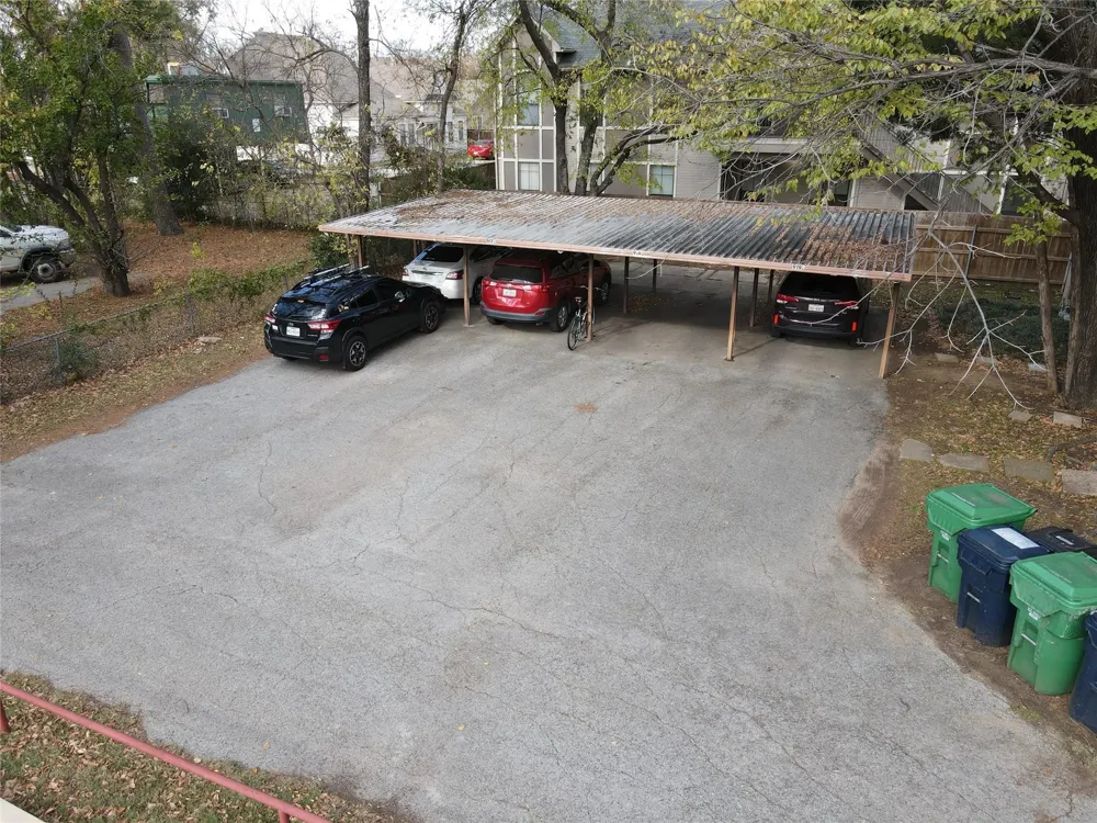 919 Austin Street #919.5 Denton, TX 76201