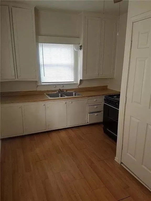919 Austin Street #919.5 Denton, TX 76201