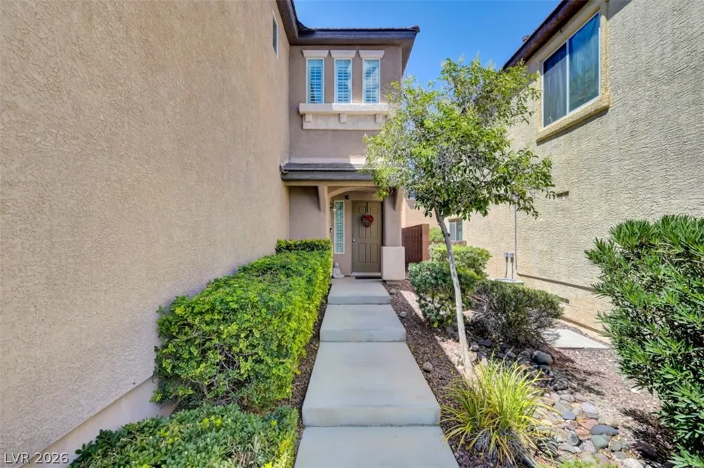 9348 Euphoria Rose Avenue Las Vegas, NV 89166