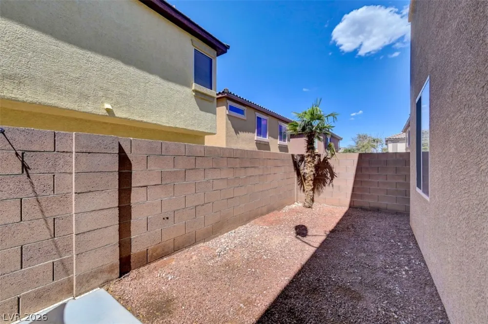 9348 Euphoria Rose Avenue Las Vegas, NV 89166