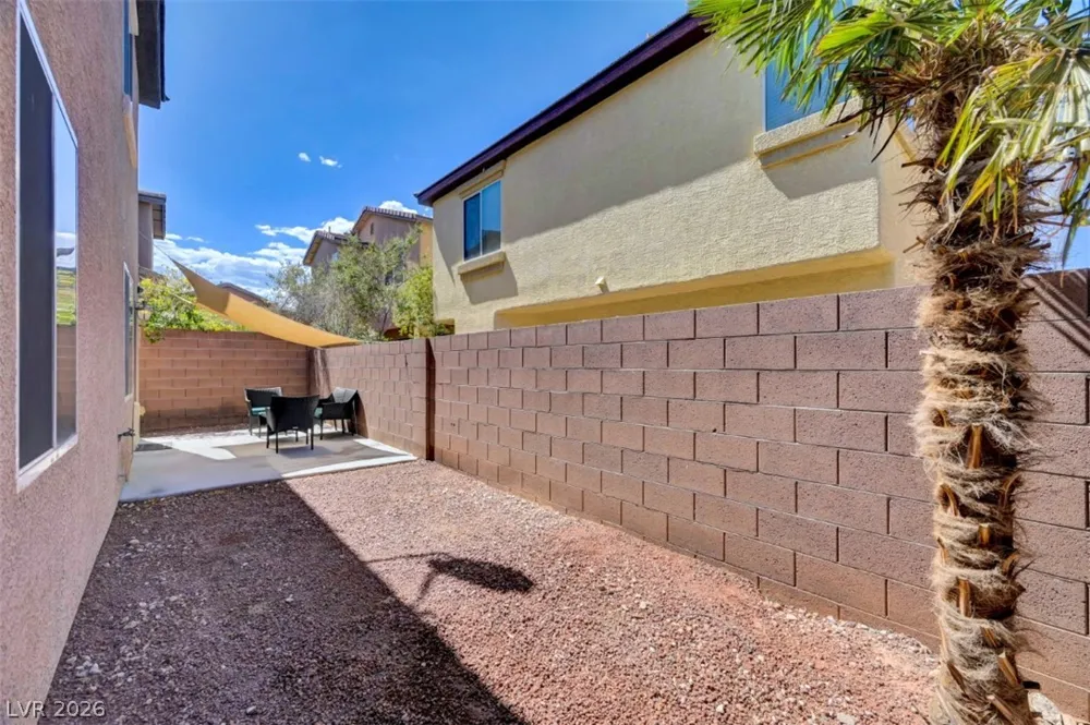 9348 Euphoria Rose Avenue Las Vegas, NV 89166