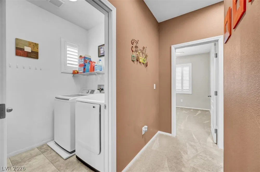 9348 Euphoria Rose Avenue Las Vegas, NV 89166