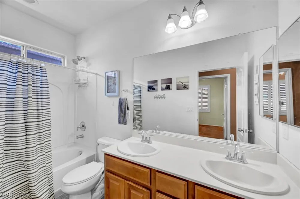 9348 Euphoria Rose Avenue Las Vegas, NV 89166