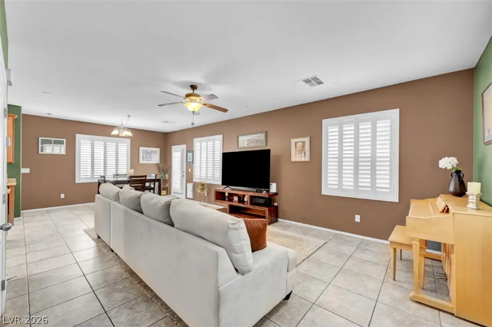 9348 Euphoria Rose Avenue Las Vegas, NV 89166