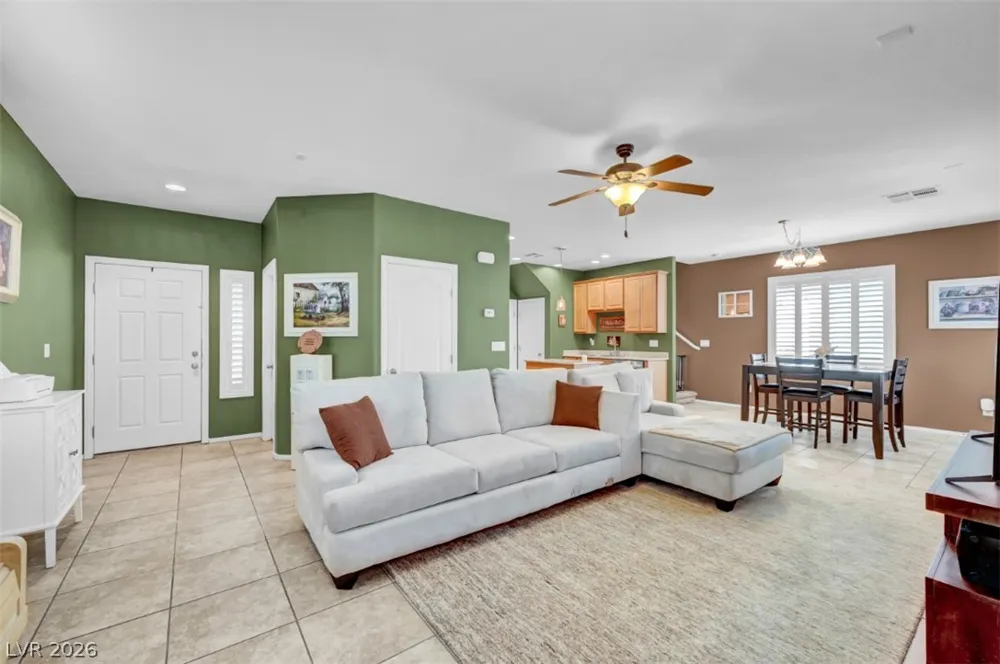 9348 Euphoria Rose Avenue Las Vegas, NV 89166