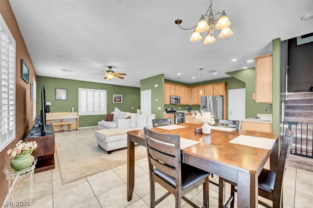 9348 Euphoria Rose Avenue Las Vegas, NV 89166