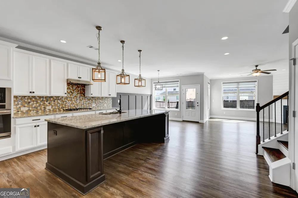 1650 Albion DR Snellville, GA 30078