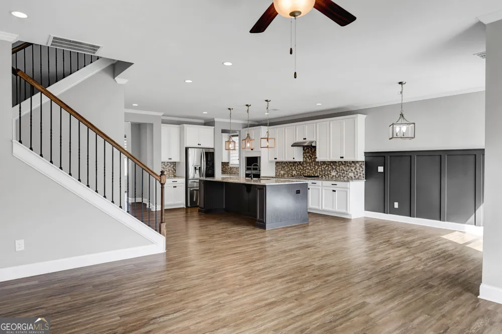 1650 Albion DR Snellville, GA 30078