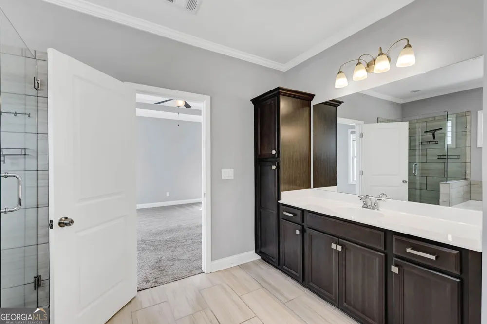1650 Albion DR Snellville, GA 30078