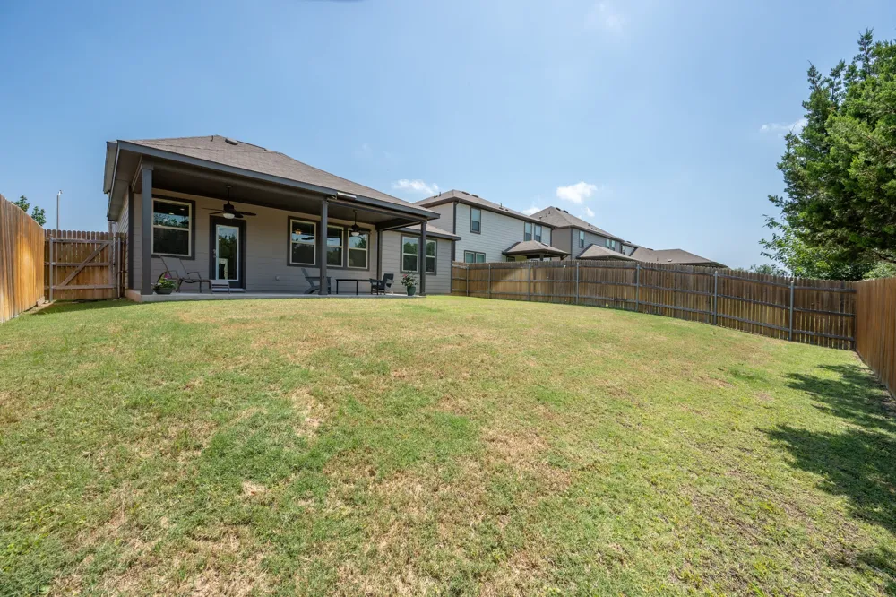 621 Limestone Road Liberty Hill, TX 78642