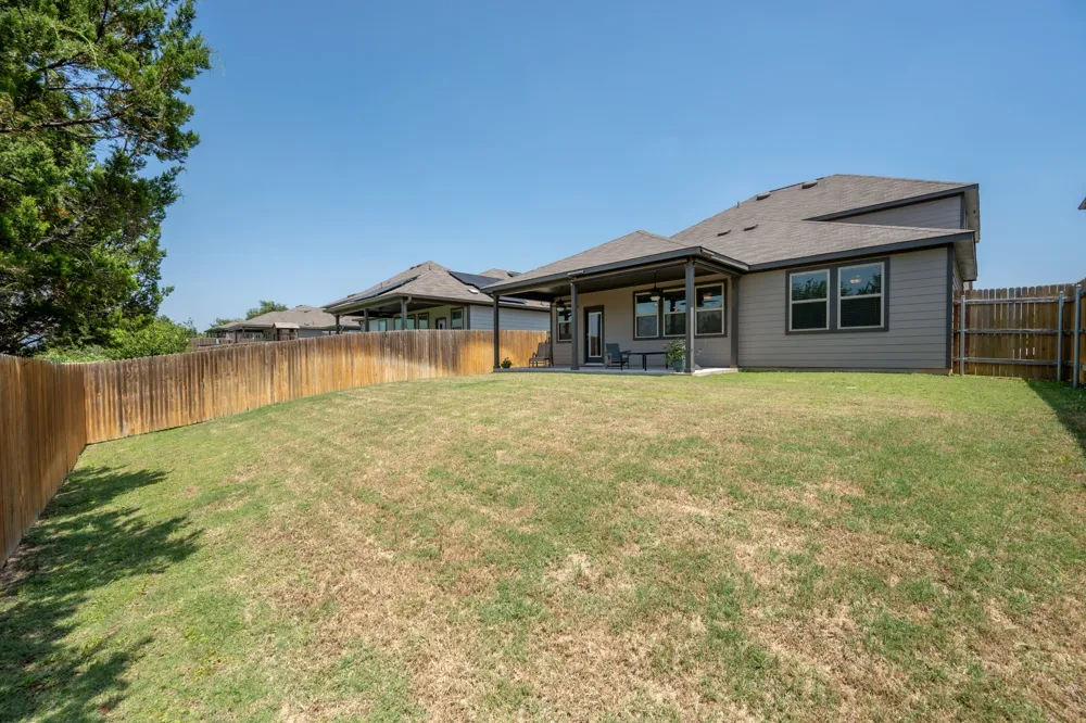 621 Limestone Road Liberty Hill, TX 78642