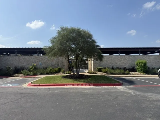 621 Limestone Road Liberty Hill, TX 78642