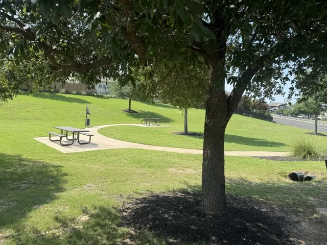 621 Limestone Road Liberty Hill, TX 78642