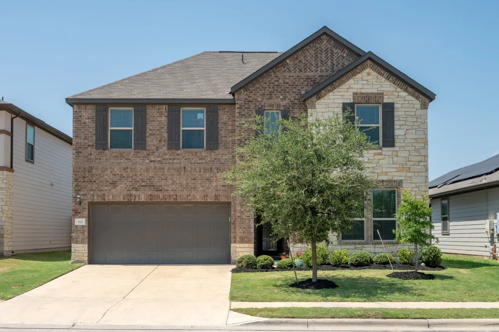 621 Limestone Road Liberty Hill, TX 78642