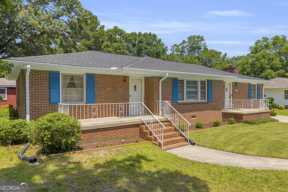 128 Smith ST Hartwell, GA 30643