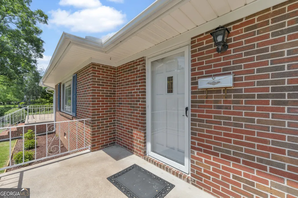 128 Smith ST Hartwell, GA 30643