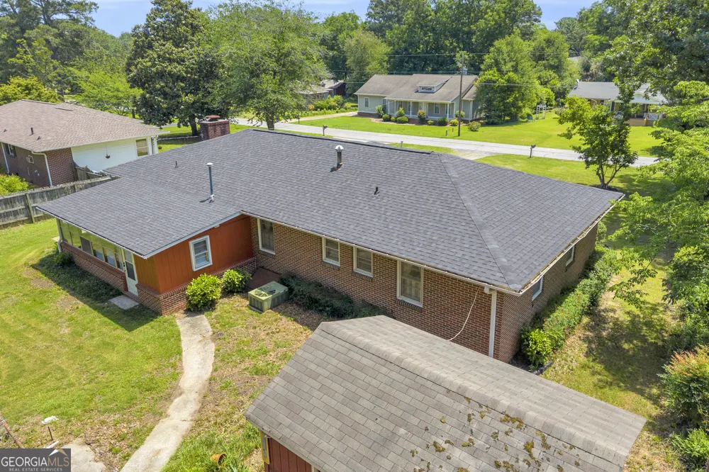 128 Smith ST Hartwell, GA 30643