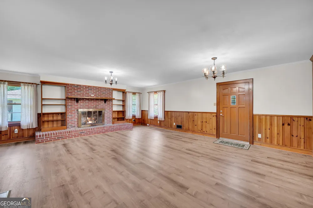 128 Smith ST Hartwell, GA 30643