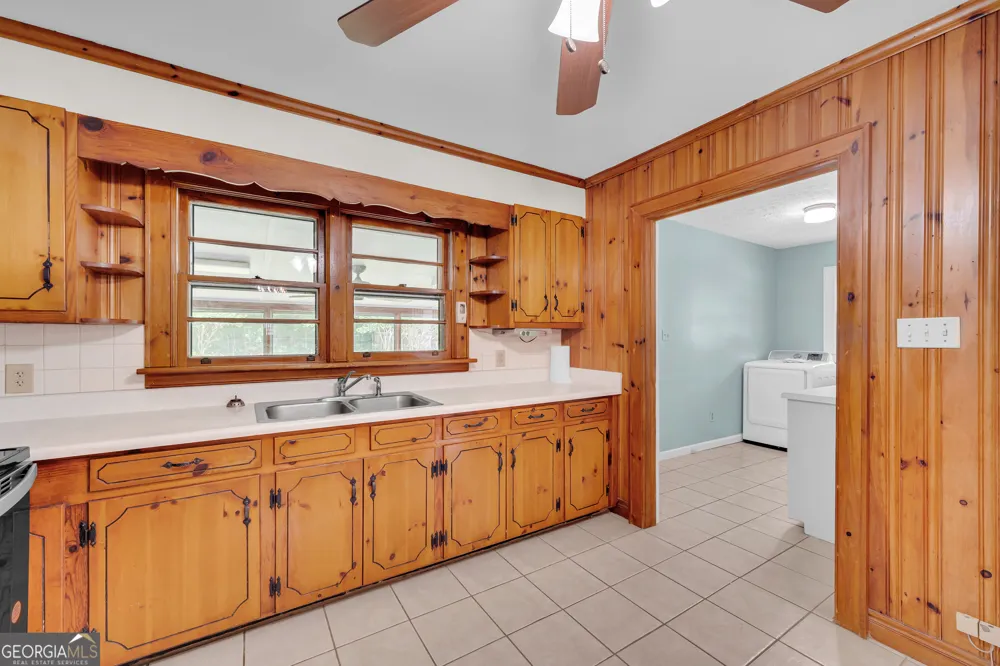 128 Smith ST Hartwell, GA 30643