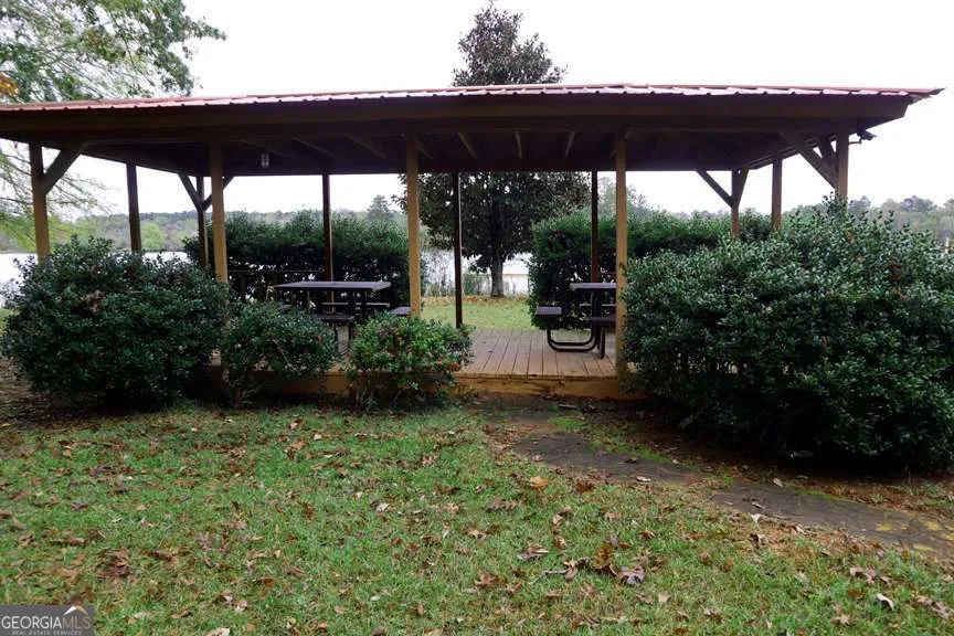 LT.102 Village CT SW Sparta, GA 31087
