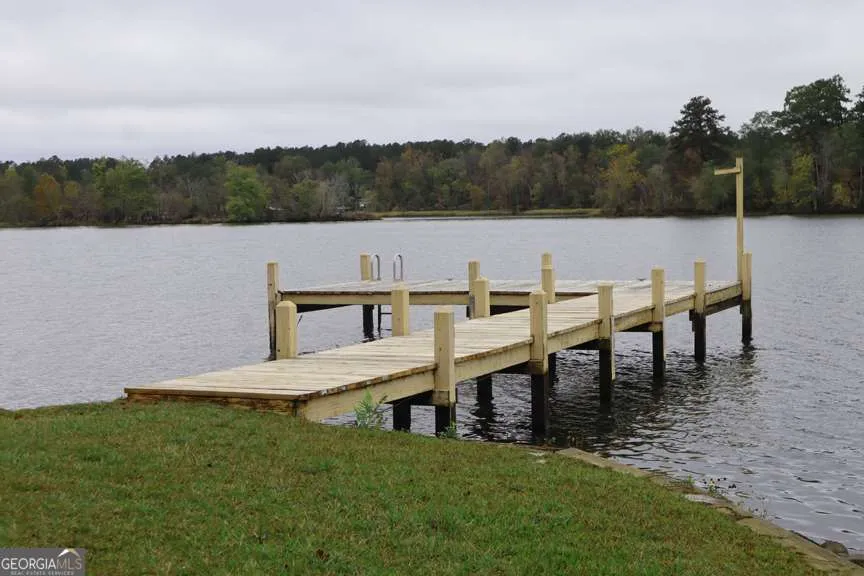 LT.102 Village CT SW Sparta, GA 31087