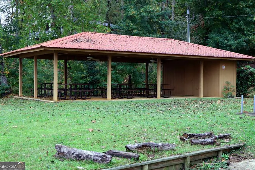 LT.103 Village CT SW Sparta, GA 31087