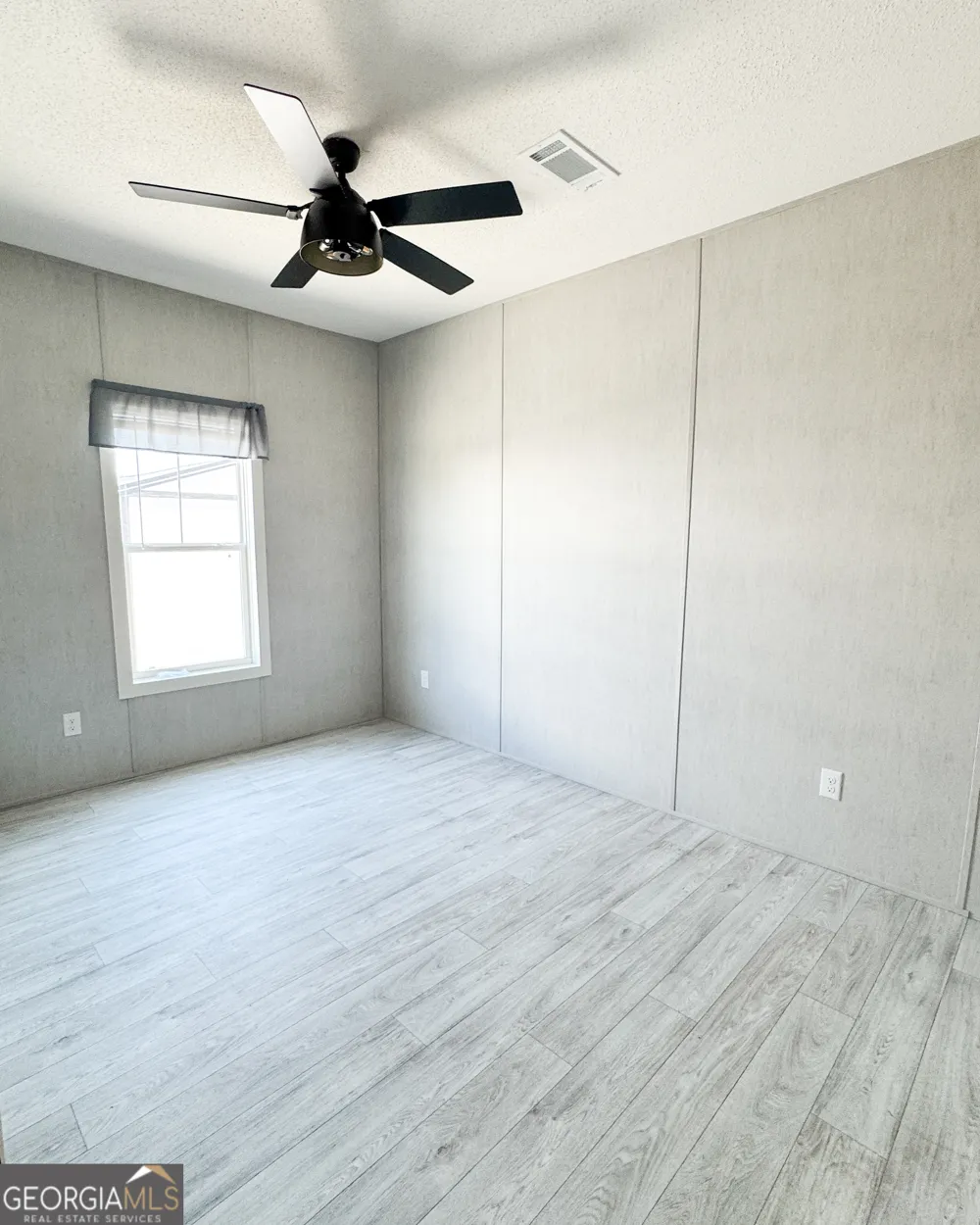 1298 Speckled Trout CIR Townsend, GA 31331