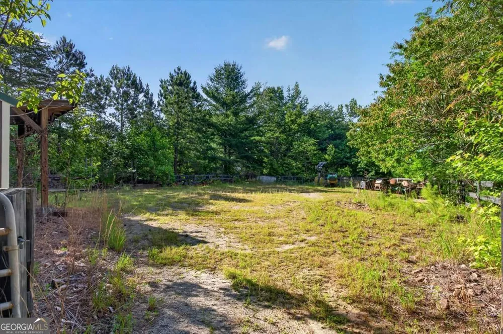 173 Stivers RD Jasper, GA 30143