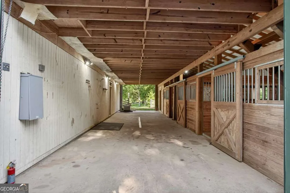 173 Stivers RD Jasper, GA 30143