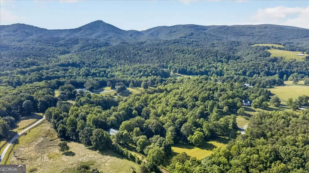 173 Stivers RD Jasper, GA 30143