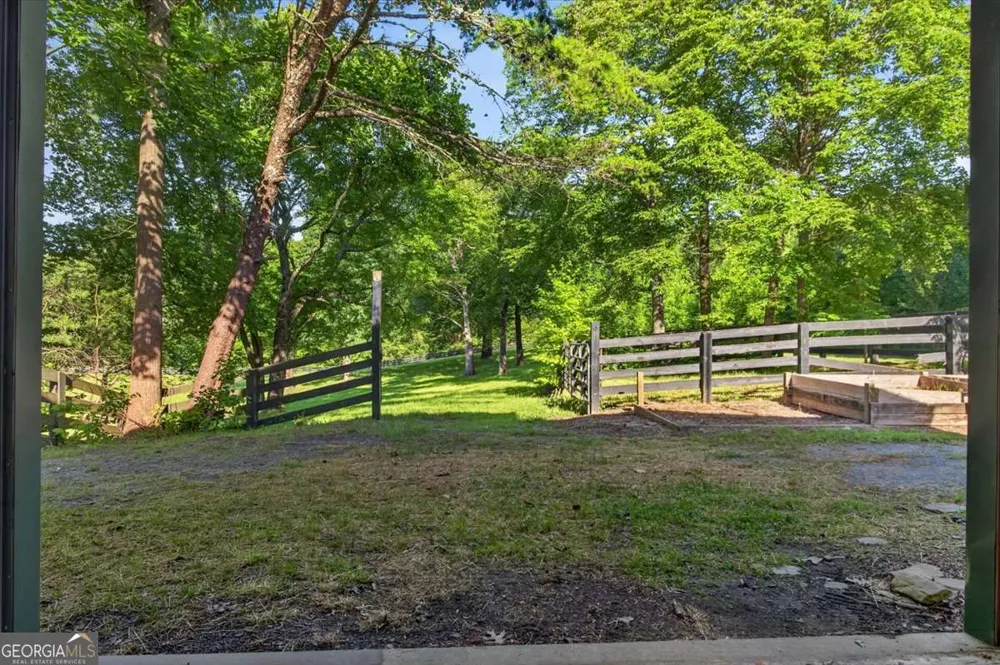 173 Stivers RD Jasper, GA 30143