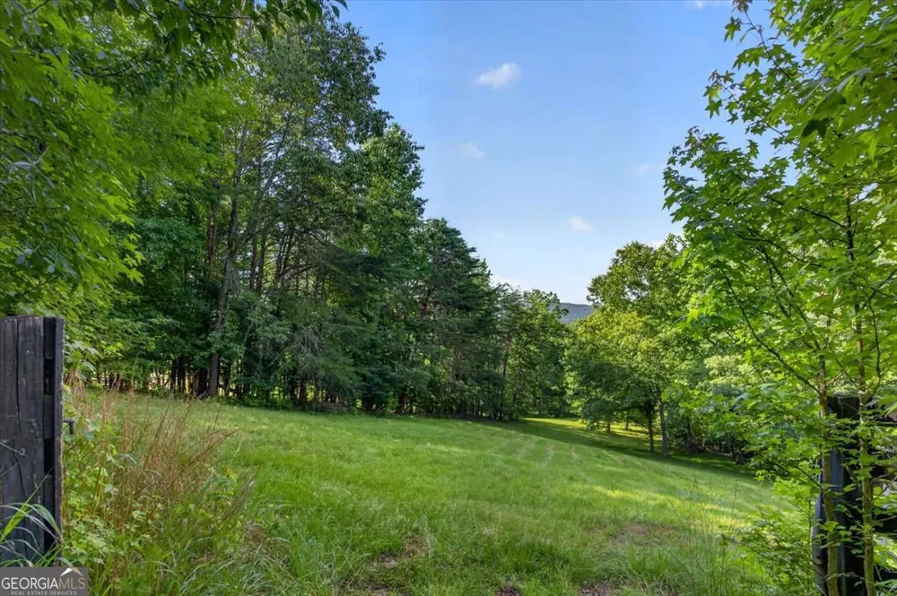 173 Stivers RD Jasper, GA 30143
