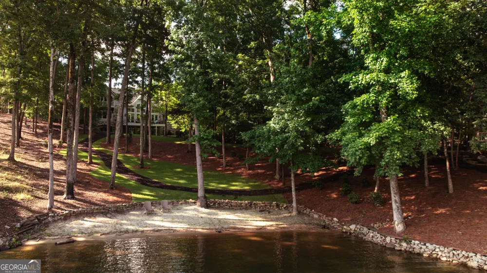 2481 Linger Longer DR Greensboro, GA 30642