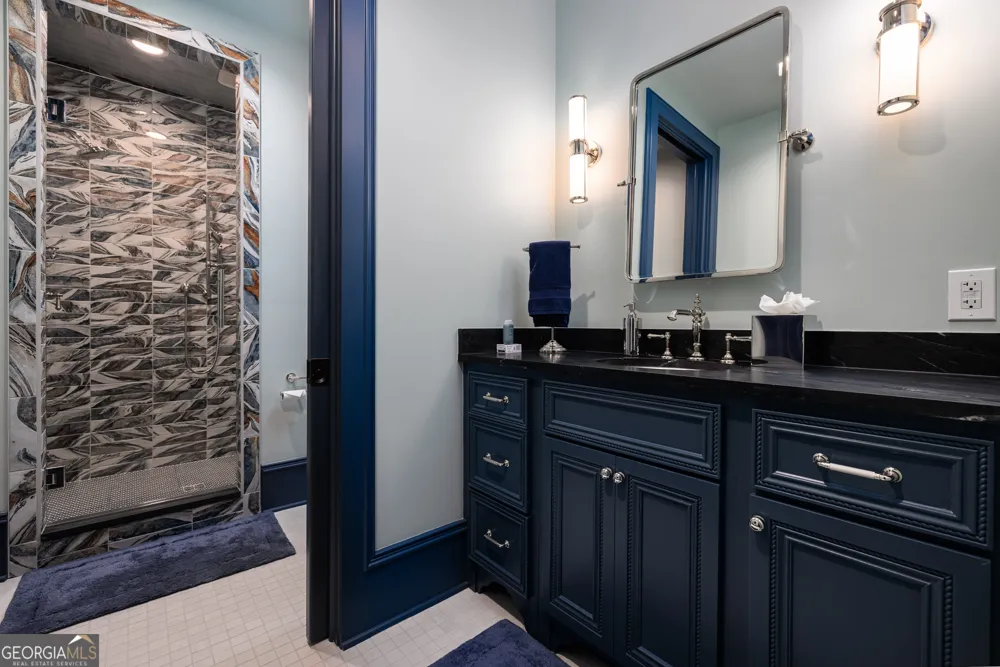 2481 Linger Longer DR Greensboro, GA 30642
