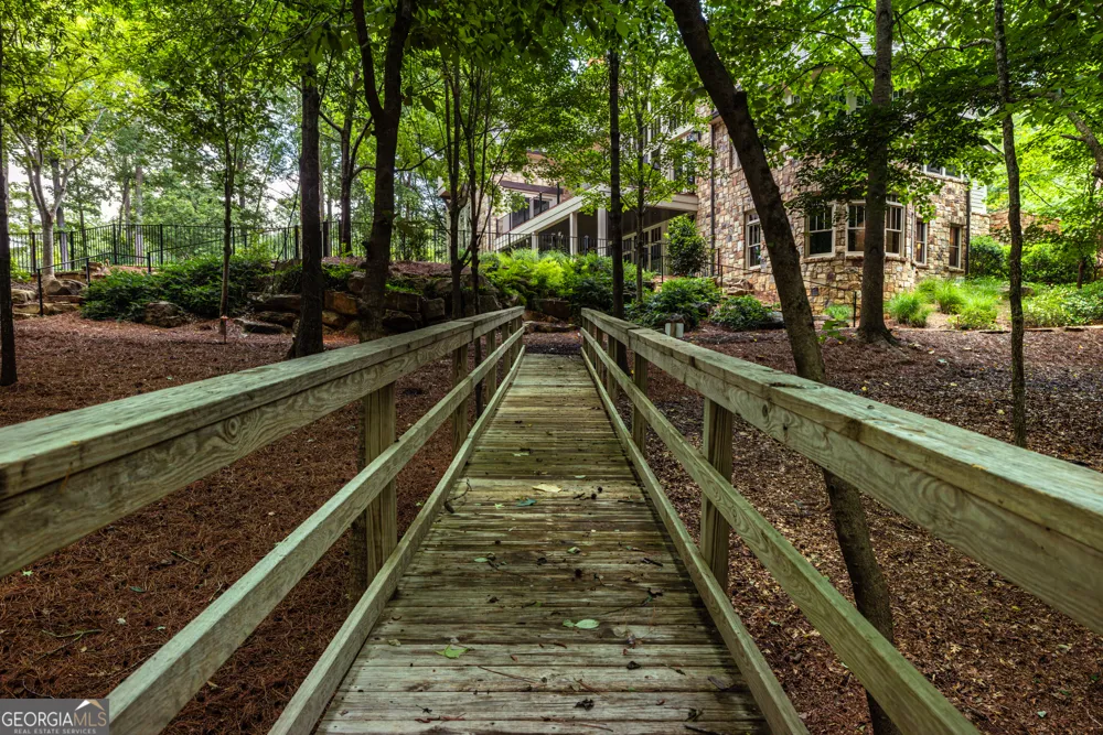 2481 Linger Longer DR Greensboro, GA 30642