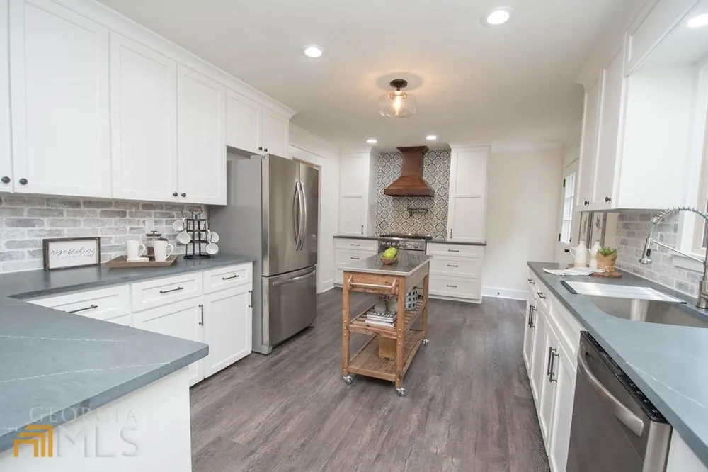 185 Chimney Springs RD Tyrone, GA 30290