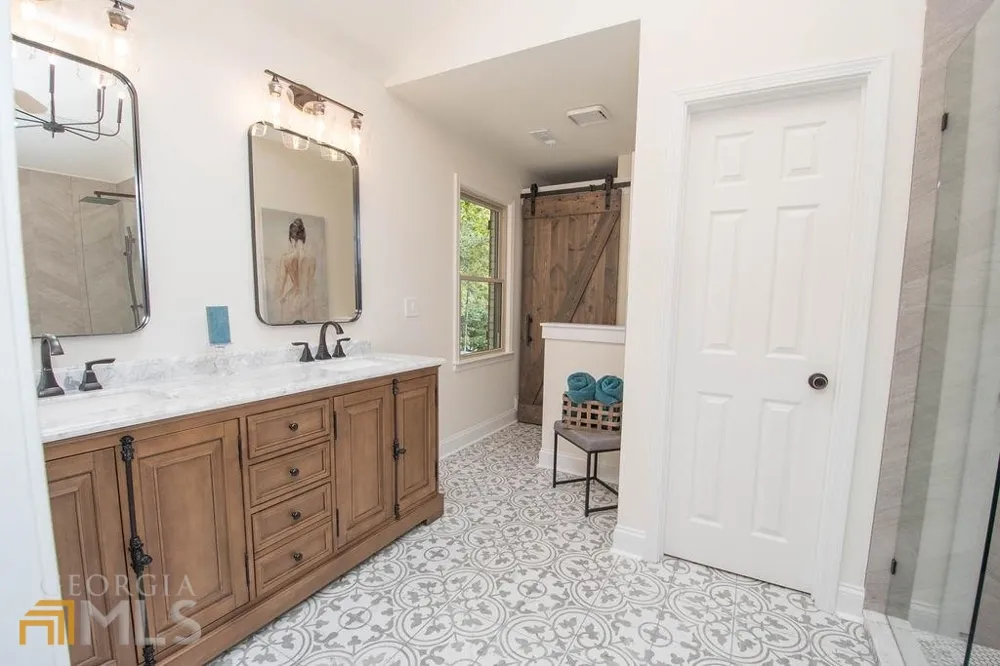 185 Chimney Springs RD Tyrone, GA 30290