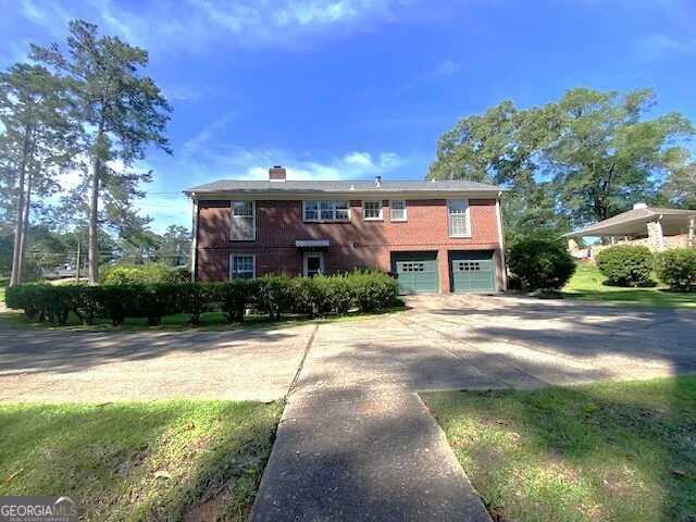 123 Hillcrest RD West Point, GA 31833