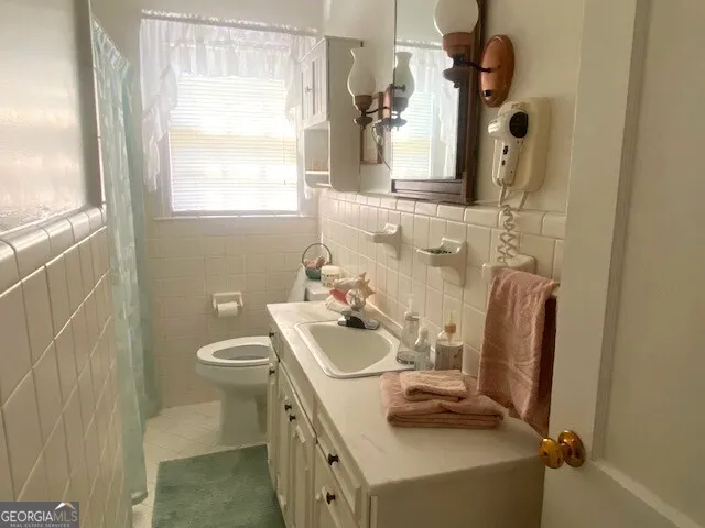 123 Hillcrest RD West Point, GA 31833