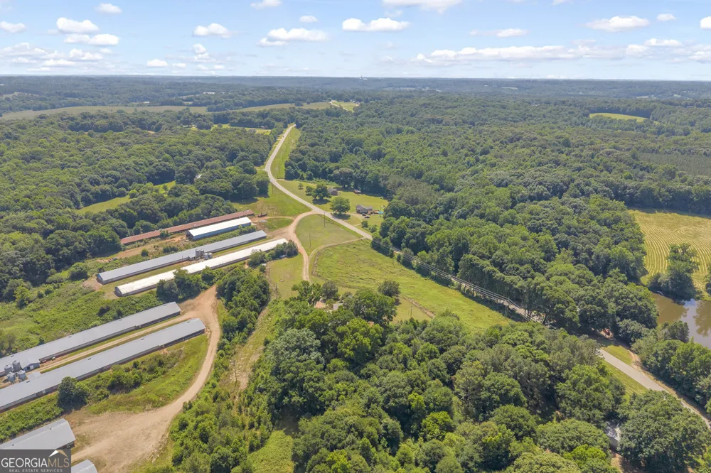 964 Unawatti RD Canon, GA 30520