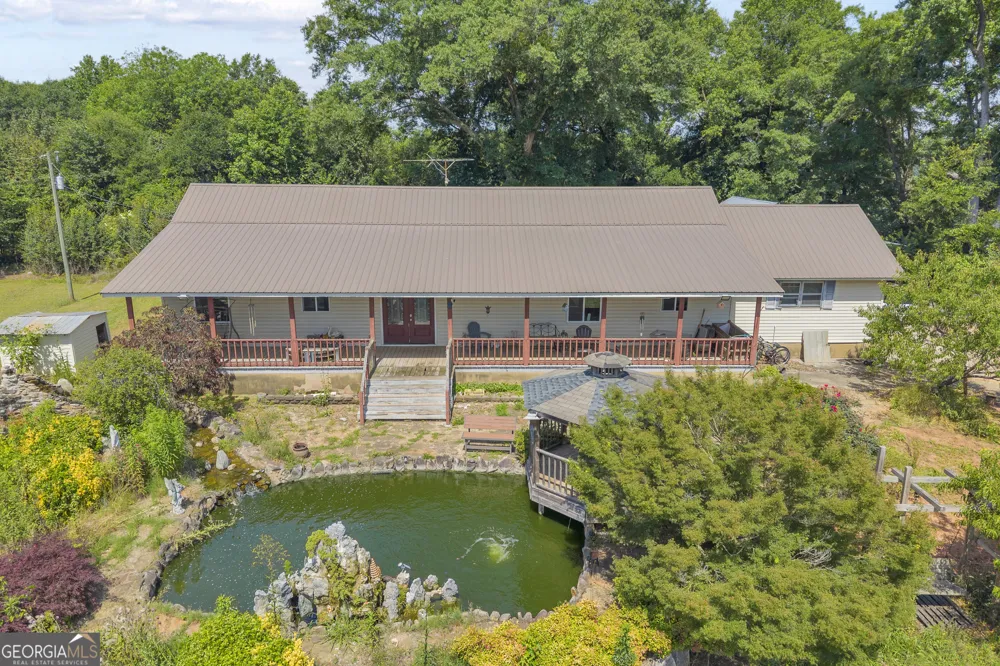 964 Unawatti RD Canon, GA 30520