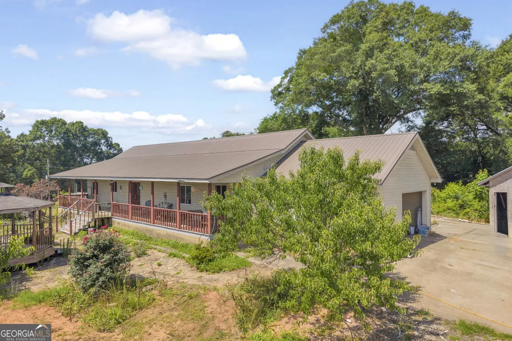 964 Unawatti RD Canon, GA 30520