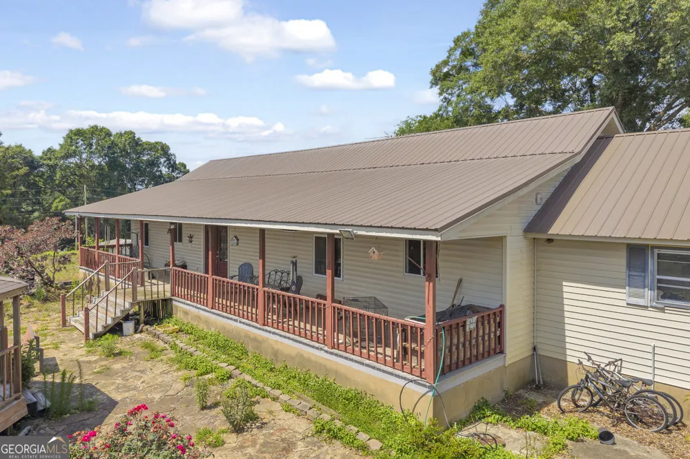 964 Unawatti RD Canon, GA 30520