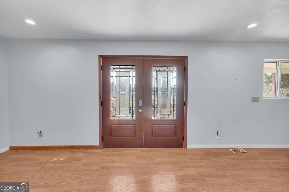 964 Unawatti RD Canon, GA 30520