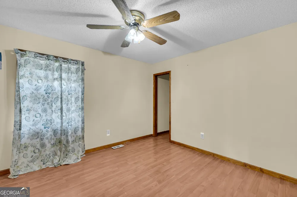 964 Unawatti RD Canon, GA 30520