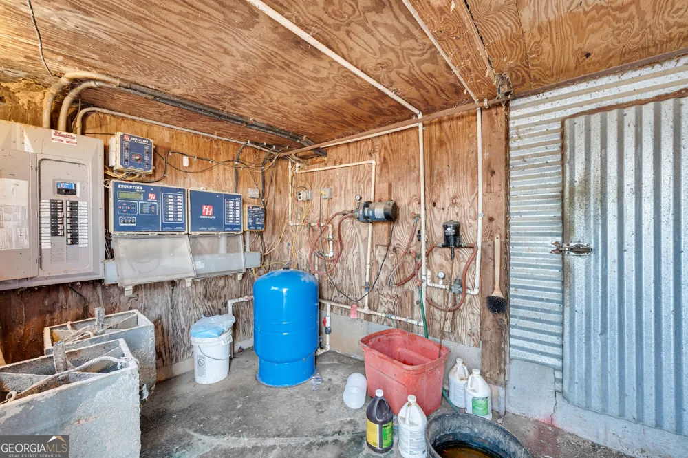 964 Unawatti RD Canon, GA 30520