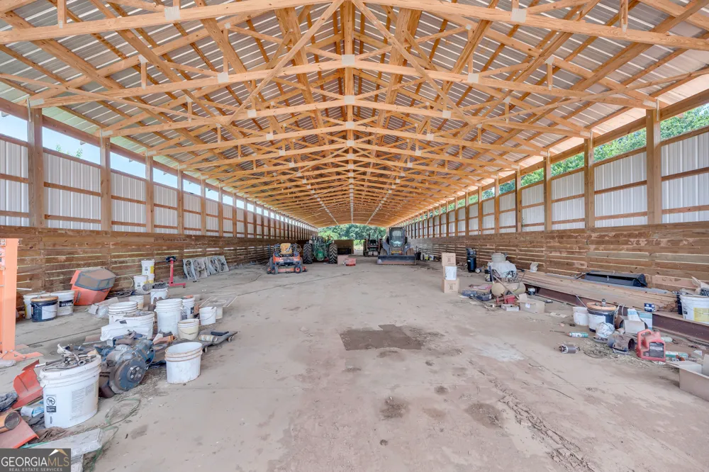 964 Unawatti RD Canon, GA 30520