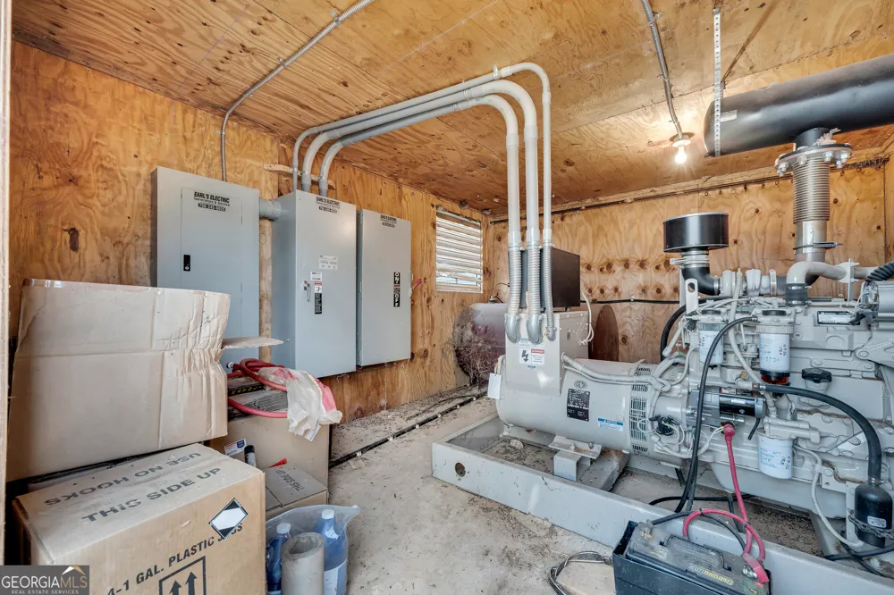 964 Unawatti RD Canon, GA 30520