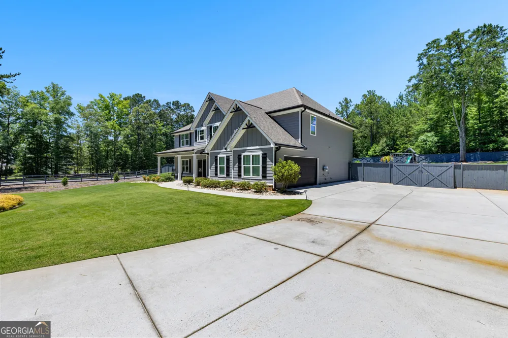 878 McIntosh TRL Sharpsburg, GA 30277
