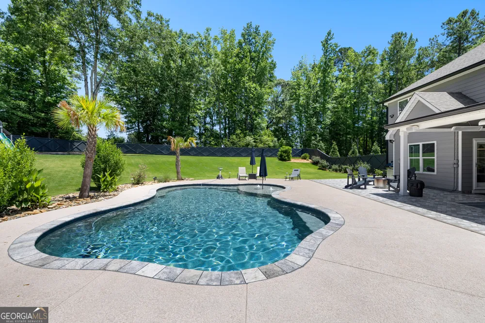 878 McIntosh TRL Sharpsburg, GA 30277